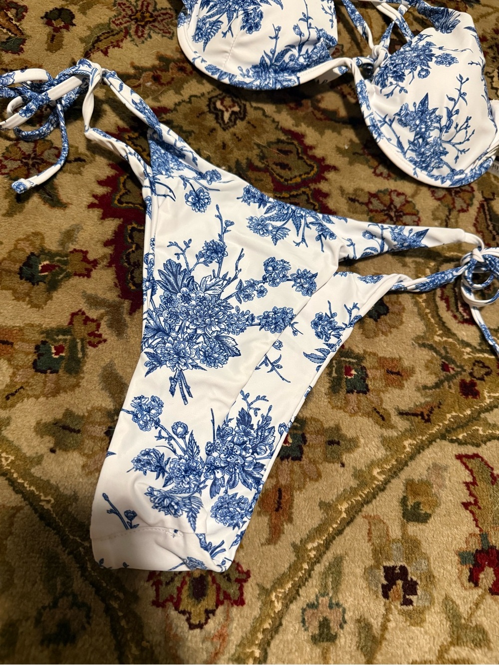 Berlook Paisley Swim Set - Picture 2 of 6